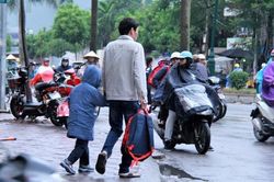 Gần 12.000 học sinh Lạng Sơn nghỉ học tránh rét
