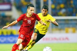 'ĐT Việt Nam sẽ chơi biến ảo hơn'; Đội hình Quả bóng vàng do người hâm mộ bình chọn không có Pele