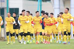 HLV Park Hang Seo và cuộc 'phân thân'