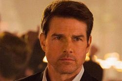 Lộ diện người tình bí ẩn kém 20 tuổi của nam tài tử Tom Cruise