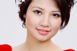 Bí quyết để có sắc môi thêm hồng với trái lựu