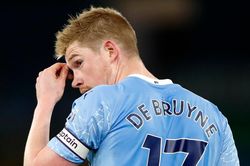 Man City và cú trượt dài sau đỉnh cao