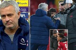 Mourinho lại gây chiến với Klopp: 'Flick mới xứng đáng là HLV xuất sắc nhất năm'