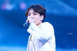 K-pop ứng xử thế nào với 'hát nhép'?