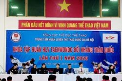 Khai giảng khóa tập huấn chuyên môn cho huấn luyện viên Taekwondo