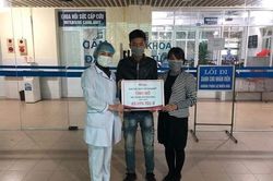 Trao hơn 83 triệu đồng đến em Trần Văn Trường bị bỏng nổ bình ga