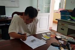Bắt quả tang nam sinh cạy cửa ô tô, trộm tài sản trong trường học