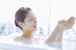 Tác dụng làm đẹp toàn diện chỉ với nước vo gạo