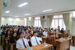 Lễ ra quân đội tuyển dự thi học sinh giỏi quốc gia