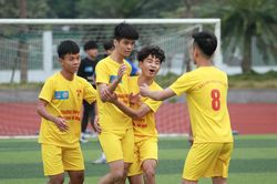 Loạt trận 8h sáng 20-12
