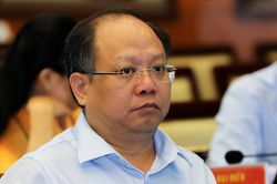 Đình chỉ chức vụ ông Tất Thành Cang