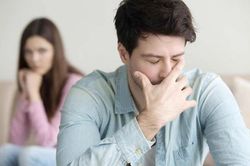 3 lần con trai 'đổ vỡ' tình cảm đều tại... mẹ