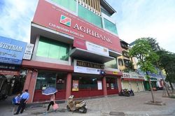 Nhân viên Agribank bị giảm lương, thưởng?
