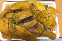Cẩn trọng với gà ủ muối hoa tiêu giá siêu rẻ