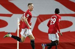 Scott McTominay: Đây, 'Paul Scholes mới' của MU