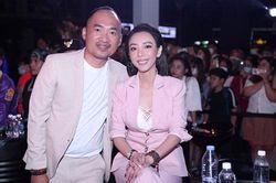 Thu Trang họp fan 'Chị Mười Ba'