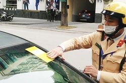304 trường hợp dán thông báo 'phạt nguội' trong tuần đầu tiên