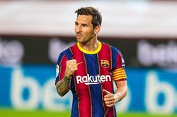 Trực tiếp Valladolid vs Barcelona: Mang quà Giáng sinh tặng Cule