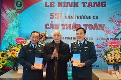 Sư đoàn 361 nhận 591 bản trường ca 'Cầu Thập Toàn'