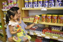 Vinamilk giới thiệu sữa bột trẻ em có tổ yến mới, giúp bố mẹ cải thiện thể trạng cho bé