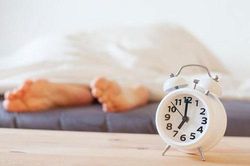 Người sống thọ thường thích làm 4 việc sau khi thức dậy và ăn 5 thực phẩm giúp ngăn ngừa lão hóa
