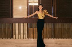 Lý Nhược Đồng lên đồ sang chảnh tại sự kiện thời trang, đẹp rụng rời bất chấp camera thường