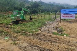 Dựng nhà, lập làng mới cho người dân Trà Leng