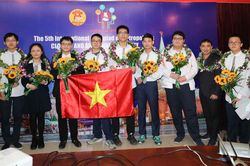 Học sinh Hà Nội giành 5 huy chương vàng Olympic Quốc tế