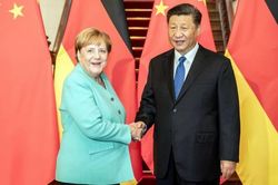 Thỏa thuận thương mại Trung Quốc - EU khó thoát 'cửa' ông Biden