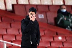 CĐV Arsenal đòi sa thải Arteta vì một quyết định nhân sự khó hiểu