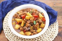 Thịt gà chỉ cần cho thêm thứ này vào xào đảm bảo 'ngon không tưởng'