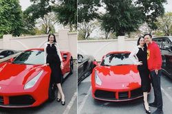Lái xe chở vợ đi làm, Tuấn Hưng được khen 'cực teen' khi chọn màu áo 'tông xuyệt tông' với siêu xe