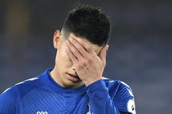 Vị trí cho James Rodriguez là ghế dự bị