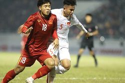 Tuyển Việt Nam khổ với đàn em U22