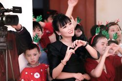 Xúc động màn trình diễn của các em khuyết tật mùa Giáng sinh tại Làng Canh
