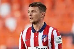 MU 'toang' Kieran Trippier, Toni Kroos chê Messi