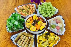 Vừa thấy loạt mâm cơm gia đình, dân mạng đã vội chấm điểm 10