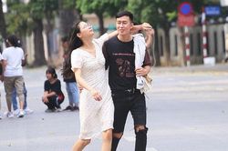 Từ ngày mai (25/12), Hà Nội thử nghiệm mở thêm phố đi bộ