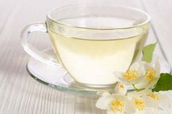 5 loại trà thảo mộc tốt cho làn da