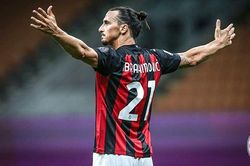 Dưới cây thông Noel là Milan chiến thắng