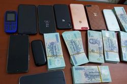 Triệt phá đường dây lô đề, cá độ bóng đá mỗi ngày giao dịch 600 triệu đồng qua mạng