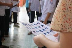 Gần 3.000 học sinh Hà Nội dừng kiểm tra học kỳ do nghi lộ đề