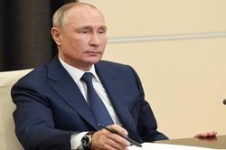 Tỷ lệ ủng hộ Tổng thống Putin duy trì ở mức 61% -65% trong suốt năm