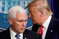 Cuộc gặp bí ẩn giữa ông Trump và phó Tổng thống trước khi nghỉ Giáng sinh