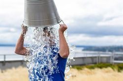 Sốc nhiệt và đột quỵ: Phân biệt đúng để cứu người kịp thời