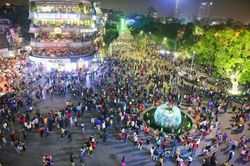 Hà Nội: Phương tiện lưu thông thế nào sau khi mở rộng phố đi bộ?