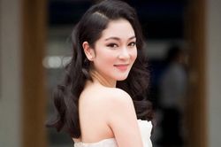 Hoa hậu Nguyễn Thị Huyền kể chuyện phải quay cảnh nhạy cảm 20 lần