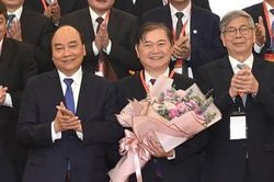Thủ tướng Nguyễn Xuân Phúc: Đội ngũ trí thức khoa học - công nghệ cần phấn đấu hơn nữa