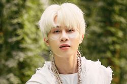 Ca sĩ Jack vào vai thần rừng si tình trong MV mới