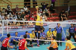 Nốt trầm sau tấm huy chương